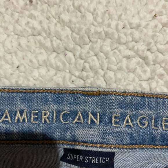 AE Light Ripped Jeans - Picture 2 of 3